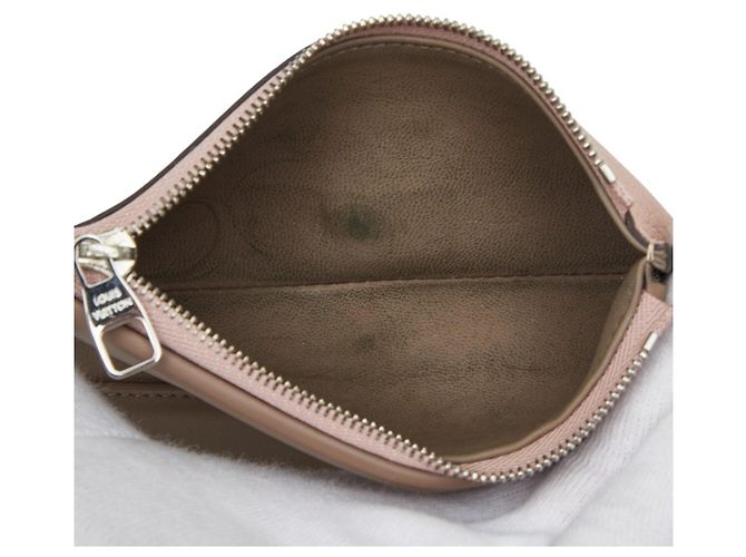 Louis Vuitton Portefeuille Capucines Compact Klapperbörse Pink - Ansicht 9