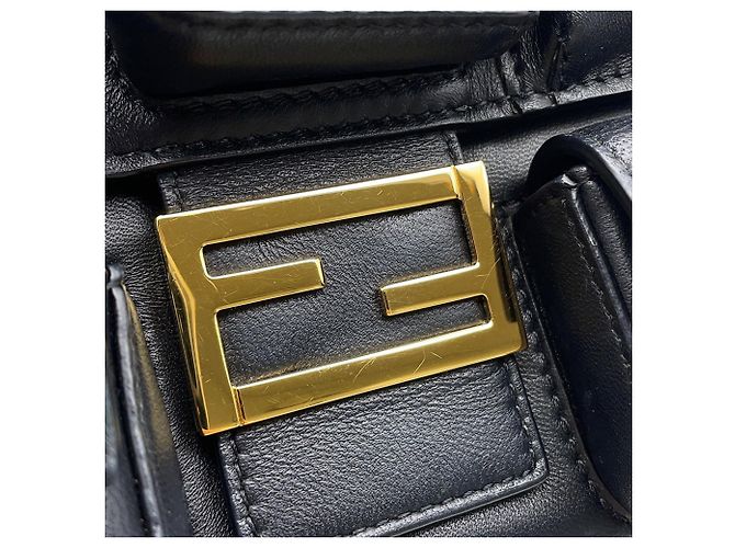 Borsa Fendi Baguette in nero - vista 11