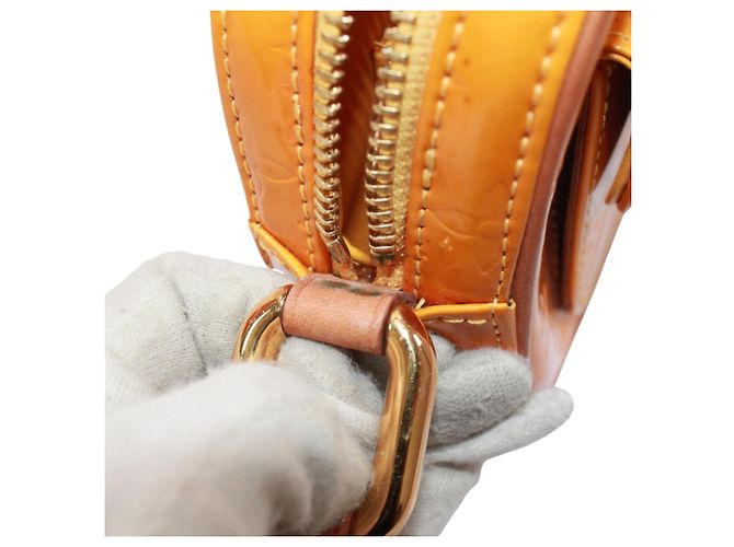 Borsa a Spalla Louis Vuitton Christie MM Giallo - vista 11