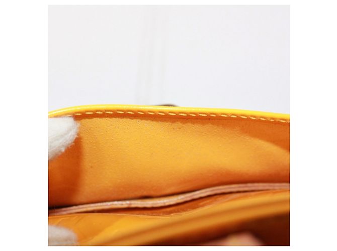 Borsa a Spalla Louis Vuitton Christie MM Giallo - vista 14