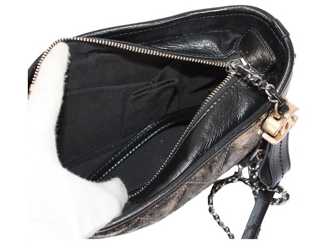 Chanel Gabrielle de Chanel Hobo Schultertasche Schwarz - Ansicht 8