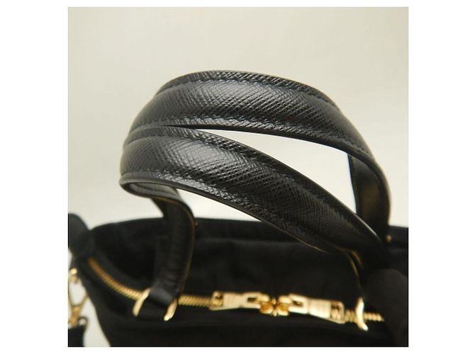 Borsa a mano nera in nylon e pelle Prada Nero - vista 12