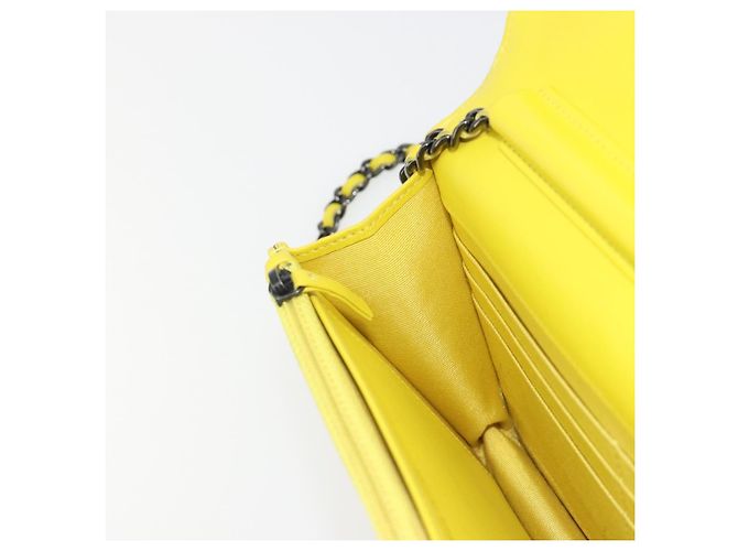 CHANEL Matelasse Chain Shoulder Bag Velor Yellow Silver CC Auth 190362A Argento Giallo - vista 20