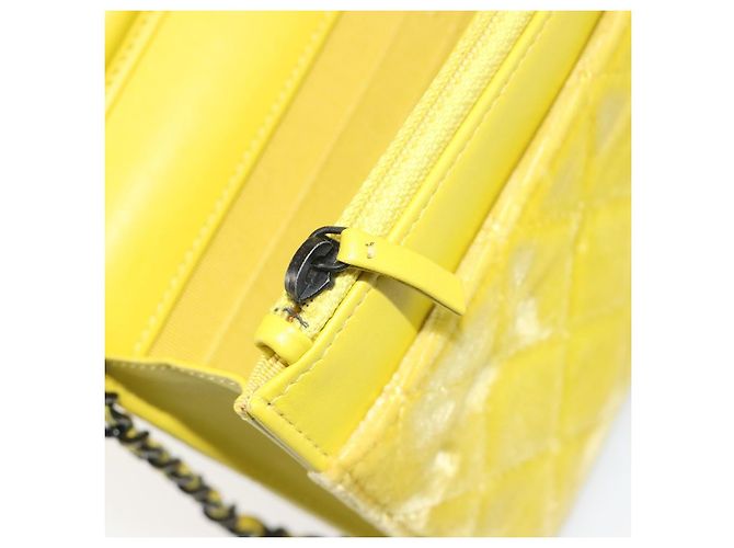 CHANEL Matelasse Chain Shoulder Bag Velor Yellow Silver CC Auth 190362A Argento Giallo - vista 21