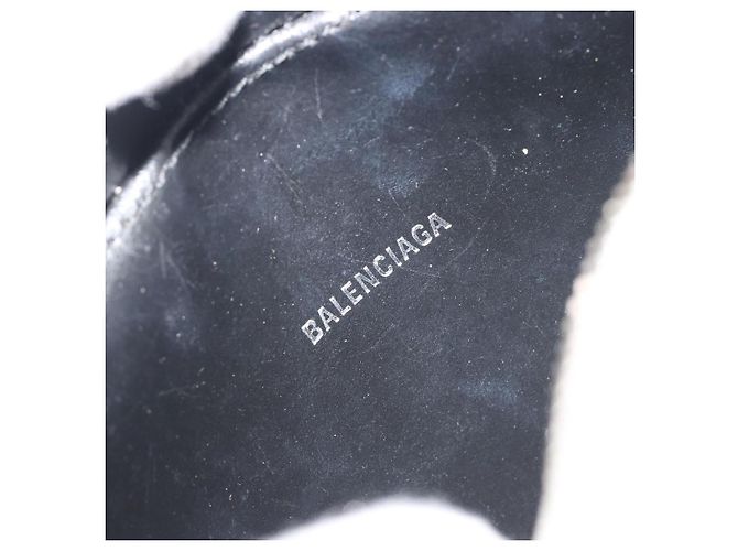 Borsa a tracolla BALENCIAGA Everyday in pelle Argento 552372 Auth 192828A - vista 16