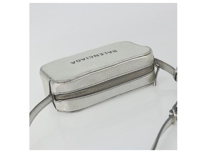 Borsa a tracolla BALENCIAGA Everyday in pelle Argento 552372 Auth 192828A - vista 6
