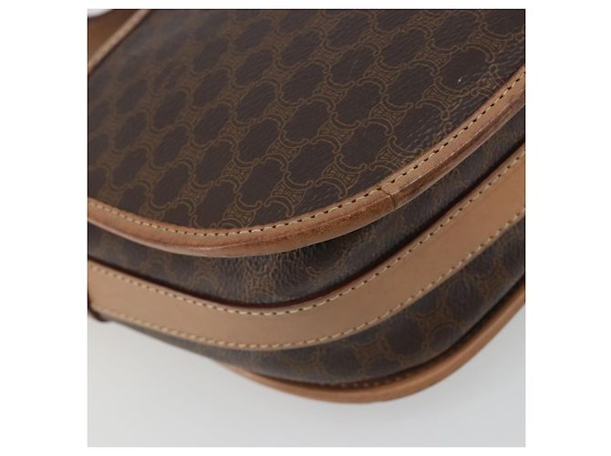 Céline CELINE Bolsa de Ombro Macadam em PVC e Couro Marrom com Detalhes Dourados Auth ep15274 - vista 13