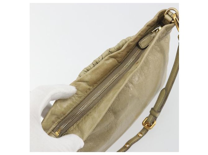 Borsa a Spalla Miu Miu Matelassé in Pelle Beige Oro Auth bs36288 D'oro - vista 10