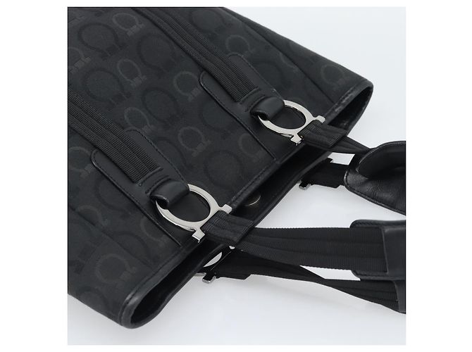 Sac à main Salvatore Ferragamo Gancini en toile noir et argent Auth ka5438 Argenté - vue 6
