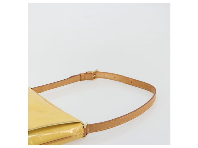 LOUIS VUITTON Monogram Vernis Thompson Street Bag Lime Yellow M91071 Auth 192632 D'oro - vista 14