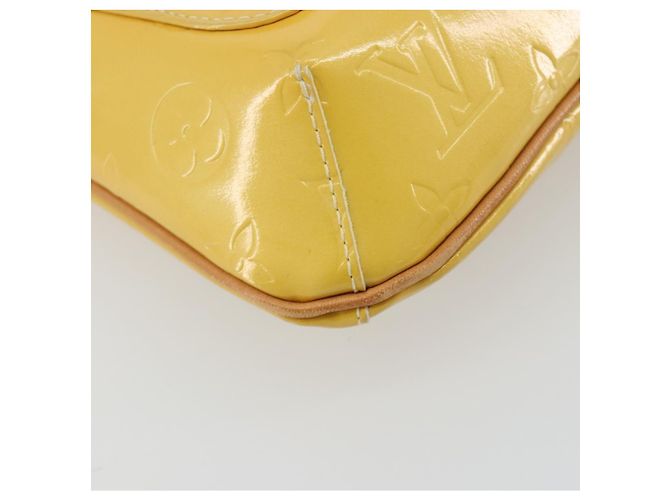 LOUIS VUITTON Monogram Vernis Thompson Street Bag Lime Yellow M91071 Auth 192632 D'oro - vista 18