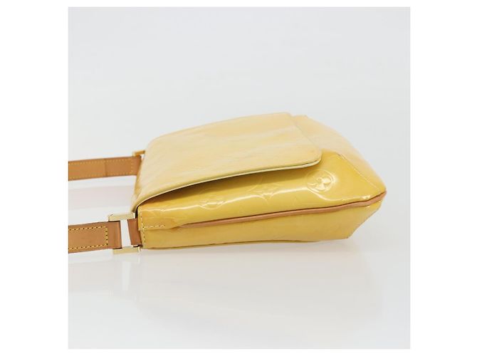 LOUIS VUITTON Monogram Vernis Thompson Street Bag Lime Yellow M91071 Auth 192632 D'oro - vista 4