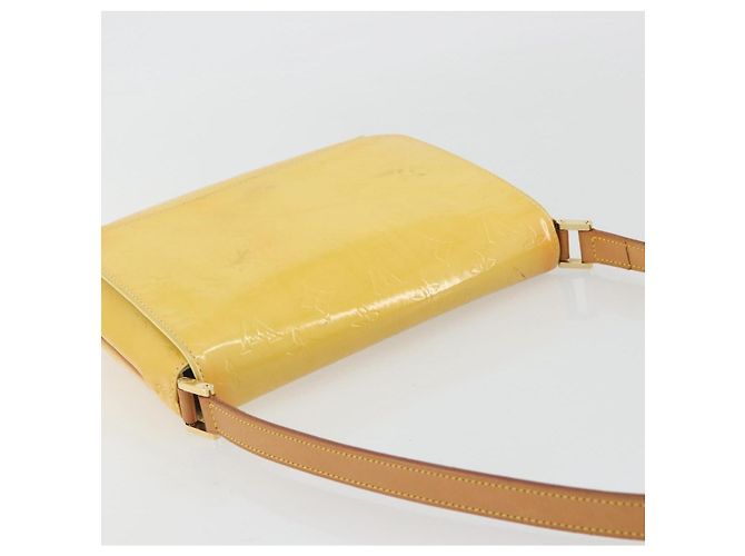 LOUIS VUITTON Monogram Vernis Thompson Street Bag Lime Yellow M91071 Auth 192632 D'oro - vista 6