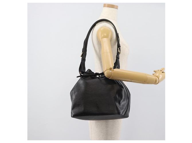 Borsa a Spalla LOUIS VUITTON Epi Petit Noe Nera M44102 LV Auth 191858V Nero - vista 20