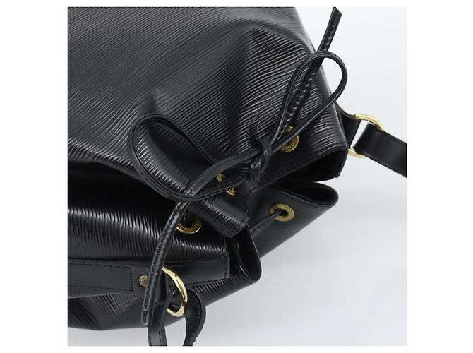Borsa a Spalla LOUIS VUITTON Epi Petit Noe Nera M44102 LV Auth 191858V Nero - vista 6