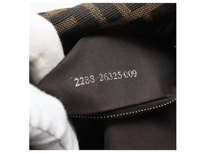 FENDI Zucca Canvas Mamma Baguette Shoulder Bag Black Brown Auth BA14103V Marrone Nero - vista 21