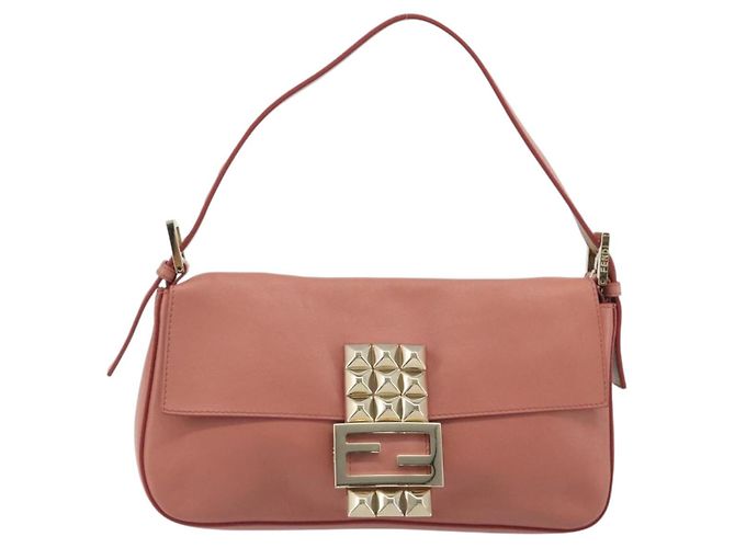 FENDI Studs Mamma Baguette Shoulder Bag Leather Pink Gold Tone Auth yk20664SAM Rosa - vista 2