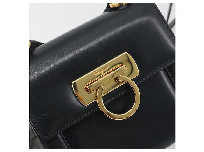 Borsa a tracolla Salvatore Ferragamo Gancini in pelle blu navy e oro Auth 192665 D'oro - vista 14