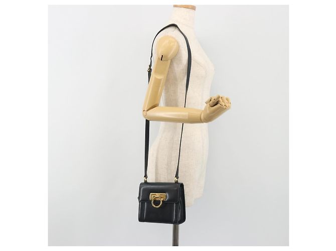 Borsa a tracolla Salvatore Ferragamo Gancini in pelle blu navy e oro Auth 192665 D'oro - vista 22
