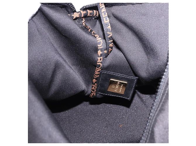 Borsa a Spalla FENDI Tela Nero Oro Auth mr2741 D'oro - vista 18