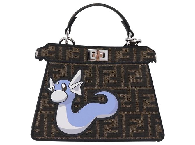FENDI x FRGMT x POKMON Zucca Canvas Peek A Boo Dratini 8BN885 Auth ka5395SM Marrone Argento - vista 2