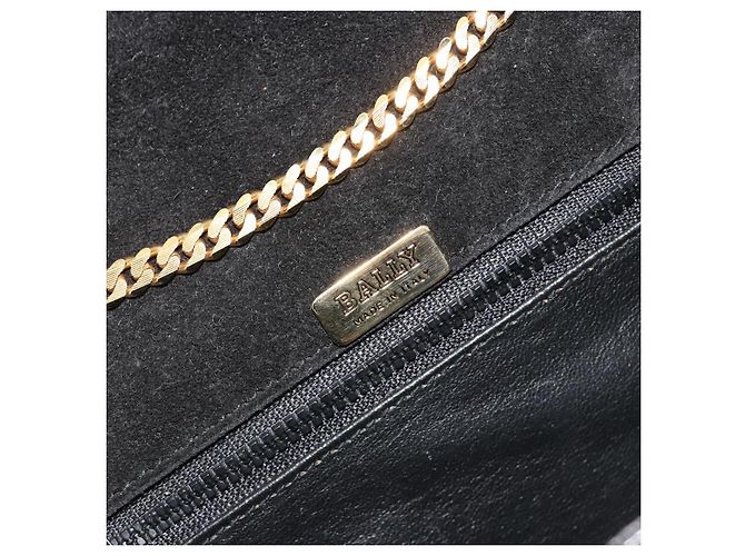 Borsa a Spalla con Catena BALLY in Pelle Vernice Nera e Oro Auth bs36285A Nero D'oro - vista 16