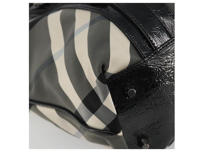 Borsa Tote BURBERRY Nova Check in nylon nero argento Auth ep15157 - vista 11