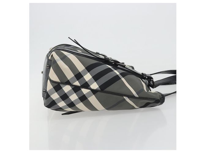 Borsa Tote BURBERRY Nova Check in nylon nero argento Auth ep15157 - vista 4