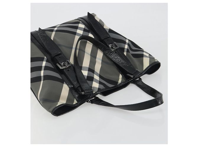 Borsa Tote BURBERRY Nova Check in nylon nero argento Auth ep15157 - vista 6