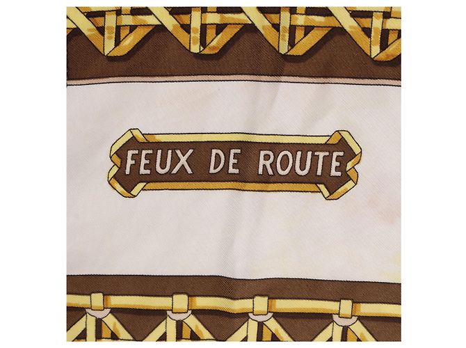 Foulard in seta Hermès Carré 90 "FEUX DE ROUTE" marrone - vista 11