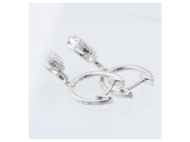 Autre Marque Orecchini con Diamanti Non Signe / Unsigned K18WG 3.2 g D1.7 Bianco - vista 5
