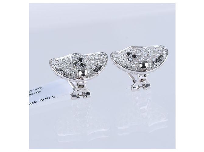 Autre Marque Orecchini Non Signe / Unsigned in diamanti neri K18WG 10.6g, 2.45 ct Bianco - vista 3