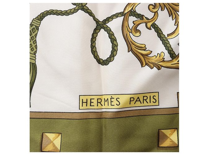 Foulard in seta Hermès Carré 90 "LES CLES" Verde - vista 10