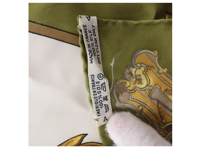 Foulard in seta Hermès Carré 90 "LES CLES" Verde - vista 4
