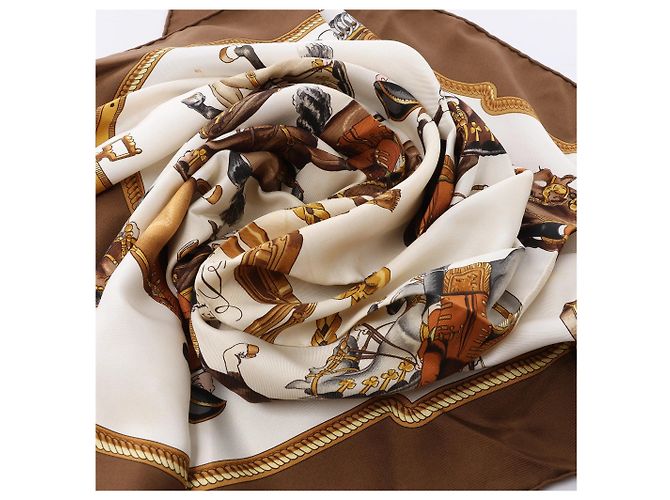 Foulard in seta Hermès Carré 90 "REPRISE" marrone - vista 16