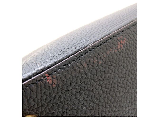 Borsa Louis Vuitton Capucines MM Nero - vista 21