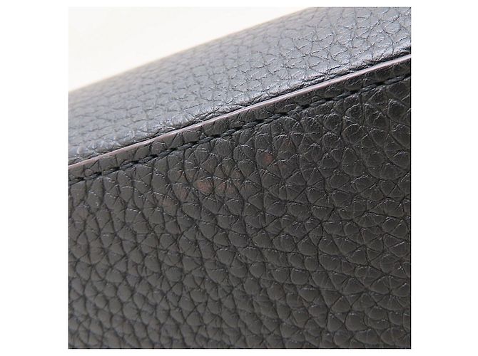 Borsa Louis Vuitton Capucines MM Nero - vista 22