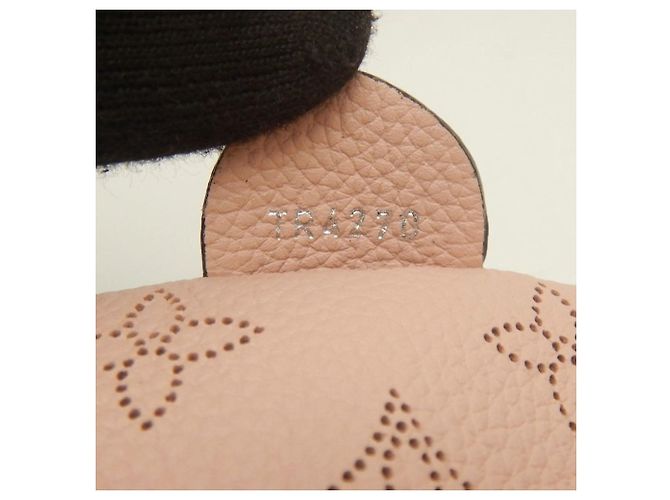 Borsa a tracolla Louis Vuitton Mahina Scala Mini - vista 14