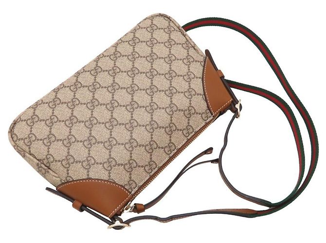 Piccola borsa a tracolla Gucci GG Emblem Marrone - vista 5