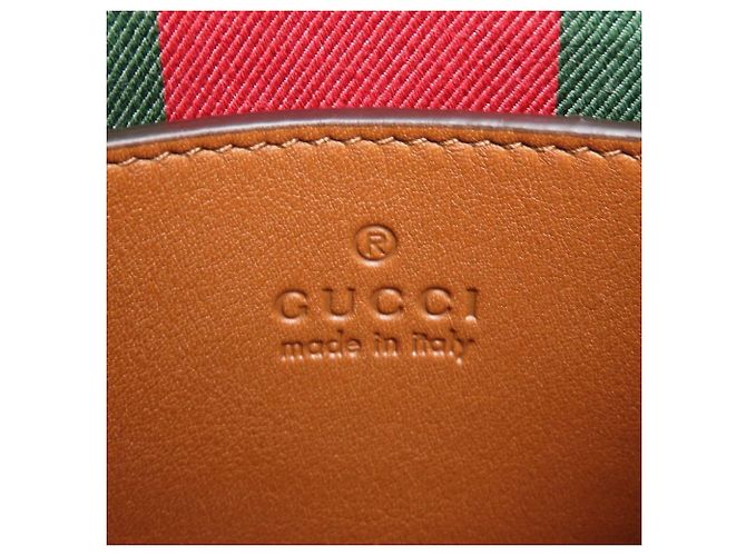 Piccola borsa a tracolla Gucci GG Emblem Marrone - vista 8