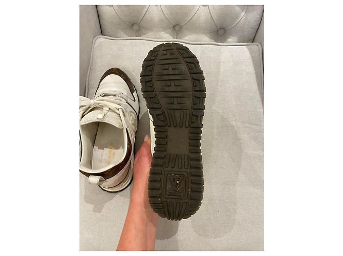 Sneakers da donna Louis Vuitton Marrone Bianco D'oro - vista 3