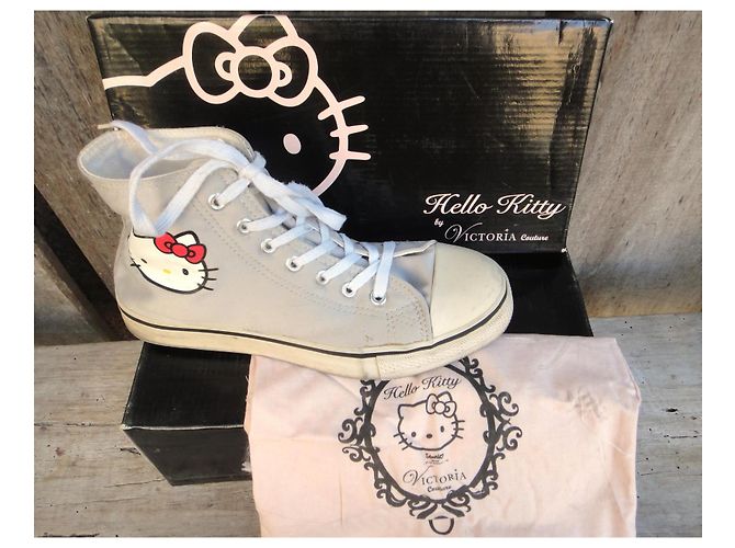 Victoria Couture Sneakers alte Hello Kitty Grigio - vista 2
