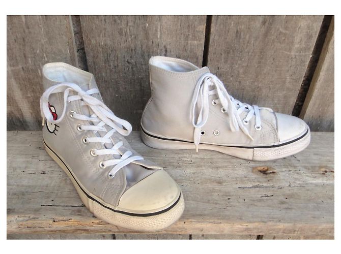 Victoria Couture Sneakers alte Hello Kitty Grigio - vista 3