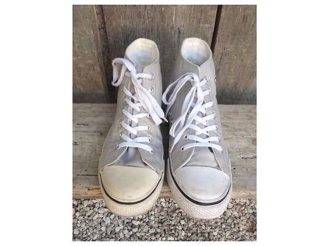 Victoria Couture Sneakers alte Hello Kitty Grigio - vista 4