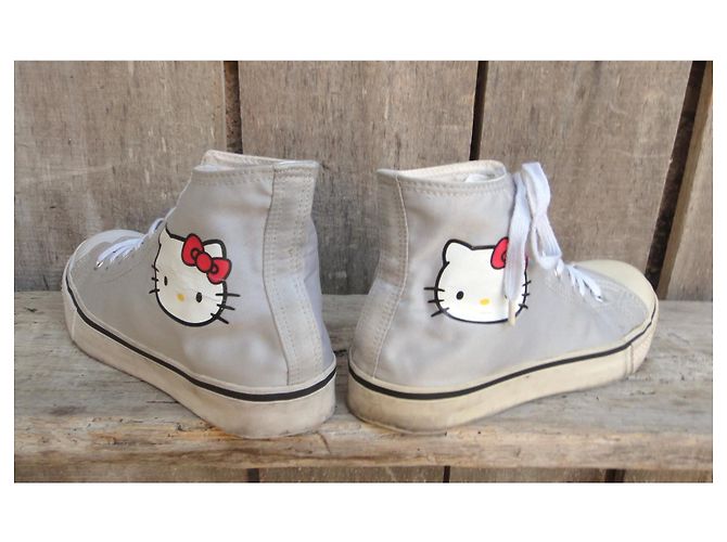Victoria Couture Sneakers alte Hello Kitty Grigio - vista 5