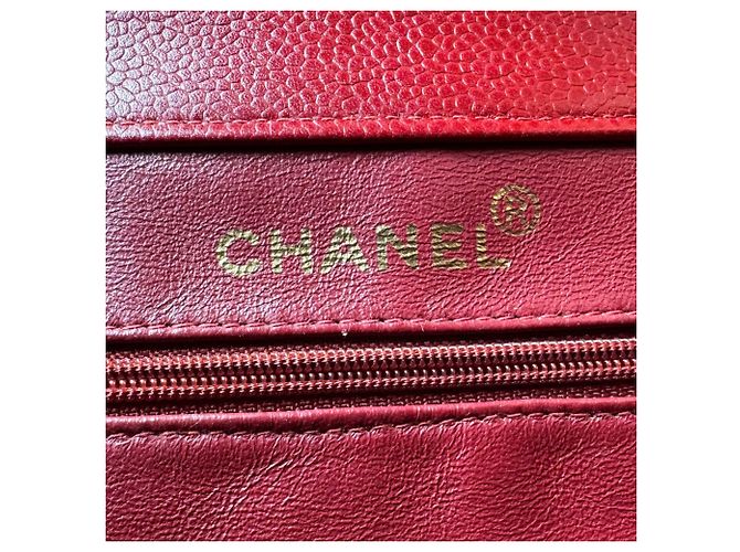 Borsa a tracolla Chanel in pelle di vitello martellata rossa Rosso - vista 12