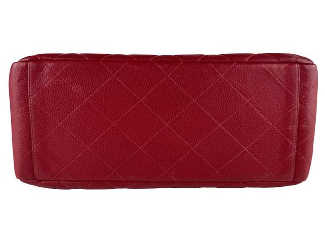 Borsa a tracolla Chanel in pelle di vitello martellata rossa Rosso - vista 4