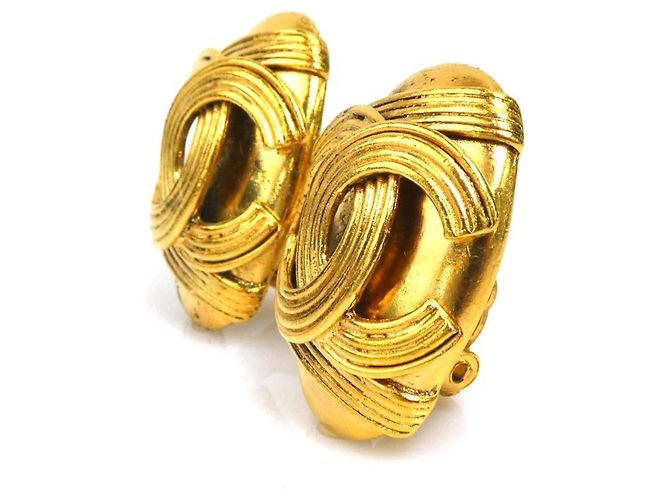 Chanel Clip-Ohrringe in Gold Golden - Ansicht 3
