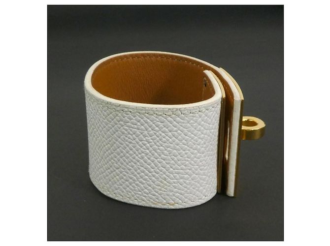 Bracciale charm Kelly Dog Hermès D'oro Bianco sporco - vista 4