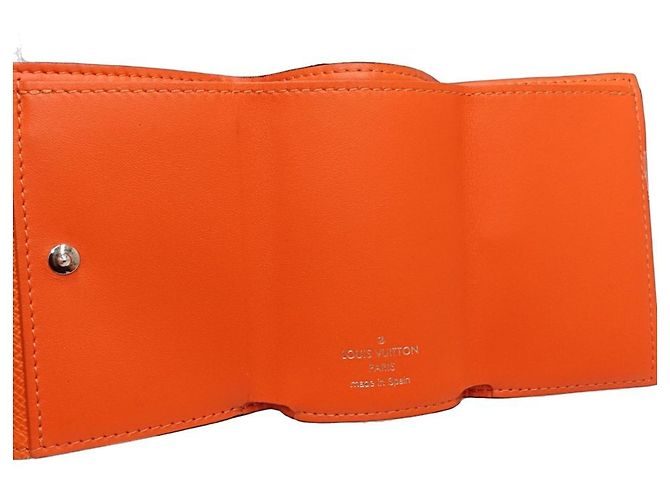 Cartera tríptico Louis Vuitton Taigarama Naranja - vista 6